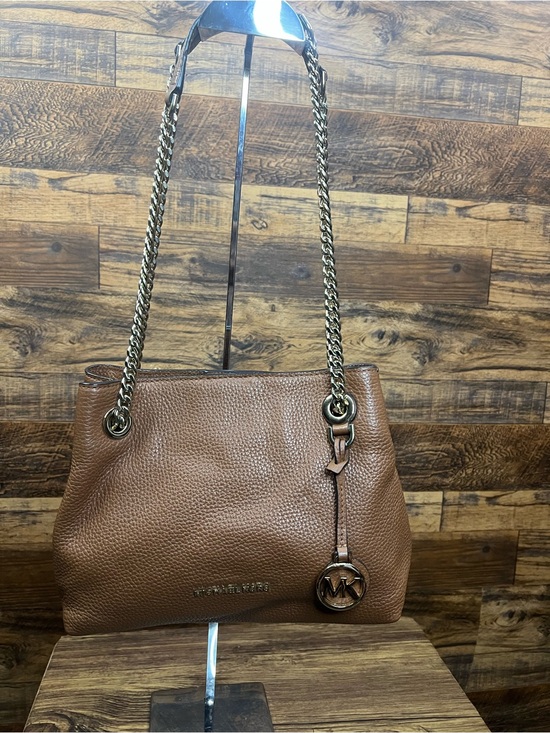 Handbags - Michael Kors ✨Jet Set Medium Chain Messenger Bag.